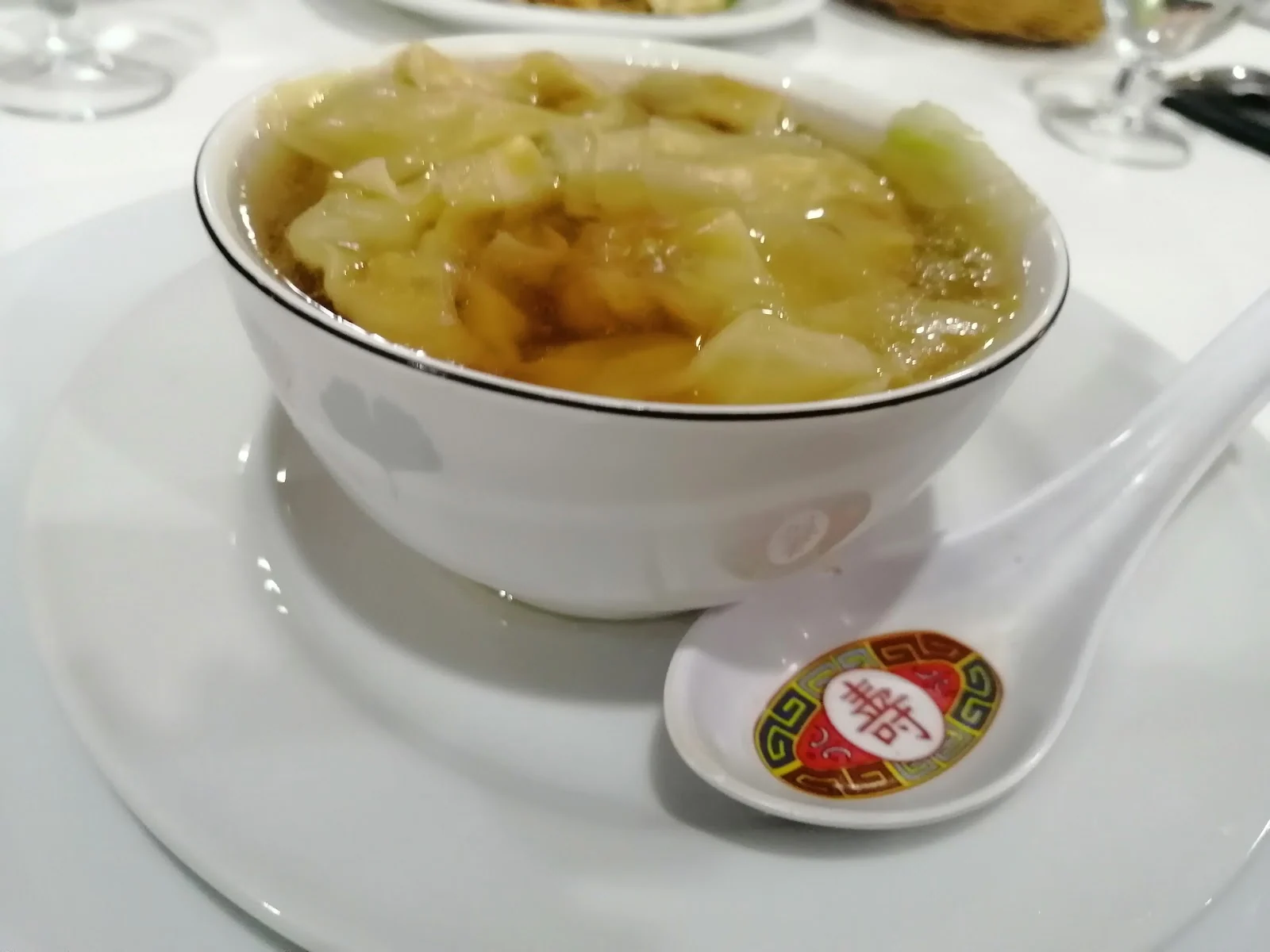 Pollo con piña natural